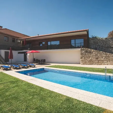 Espetacular Casa Com Piscina, By Mystay * براغا