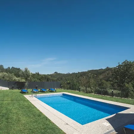 Espetacular Casa Com Piscina, By Mystay * براغا