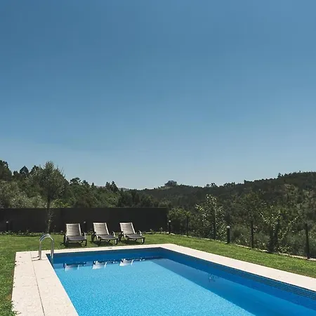 Espetacular Casa Com Piscina, By Mystay براغا