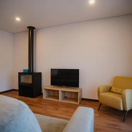 Espetacular Casa Com Piscina, By Mystay