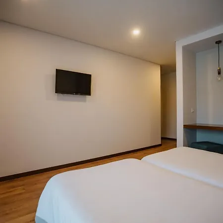 Espetacular Casa Com Piscina, By Mystay براغا